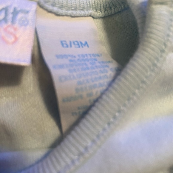 👶🏻 Mini wear Classics Shorts set with a hat! - Picture 2 of 3